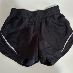 Athletic works women’s shorts size small